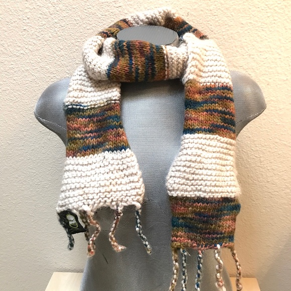 Wool Scarf. Cream & Autumn Rainbow.Made in USA & Uruguay Hand Spun Yarn. NWT - Picture 4 of 5